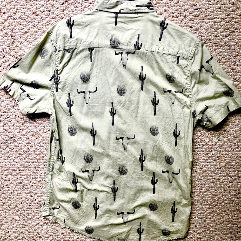 Sovereign Code Button Down - Picture 2 of 4